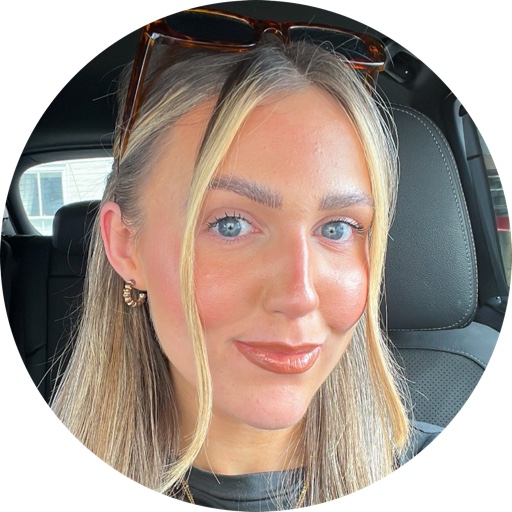 sofynicoledobson on LTK