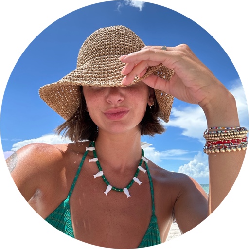 carriebankston on LTK