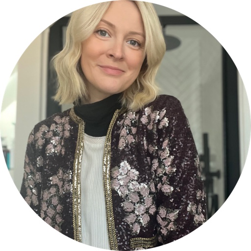 CarolineAllenWrites on LTK