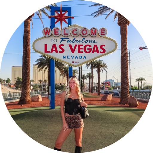 Kaylee.Christmas on LTK