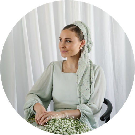 Neutrallysasha on LTK