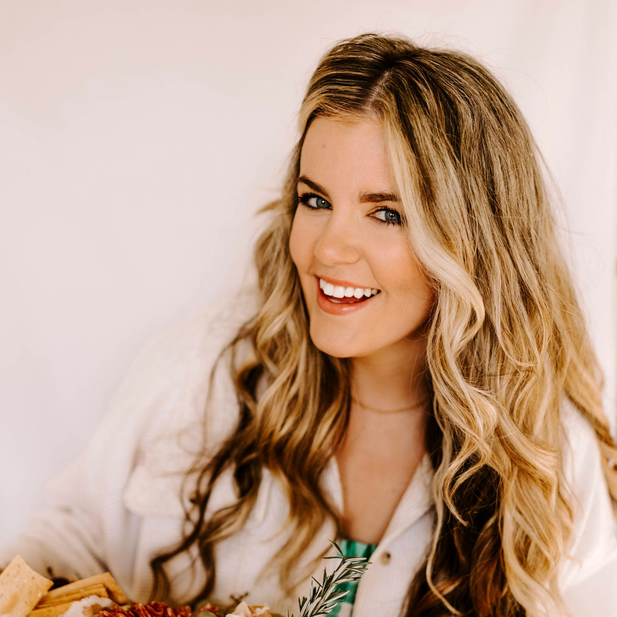 orangetableco on LTK