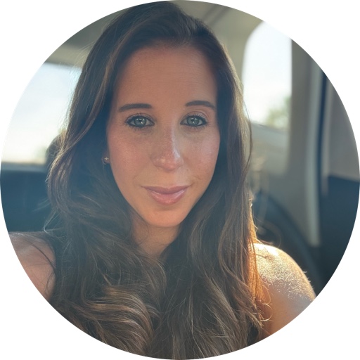 Styledby.laurenolivia on LTK