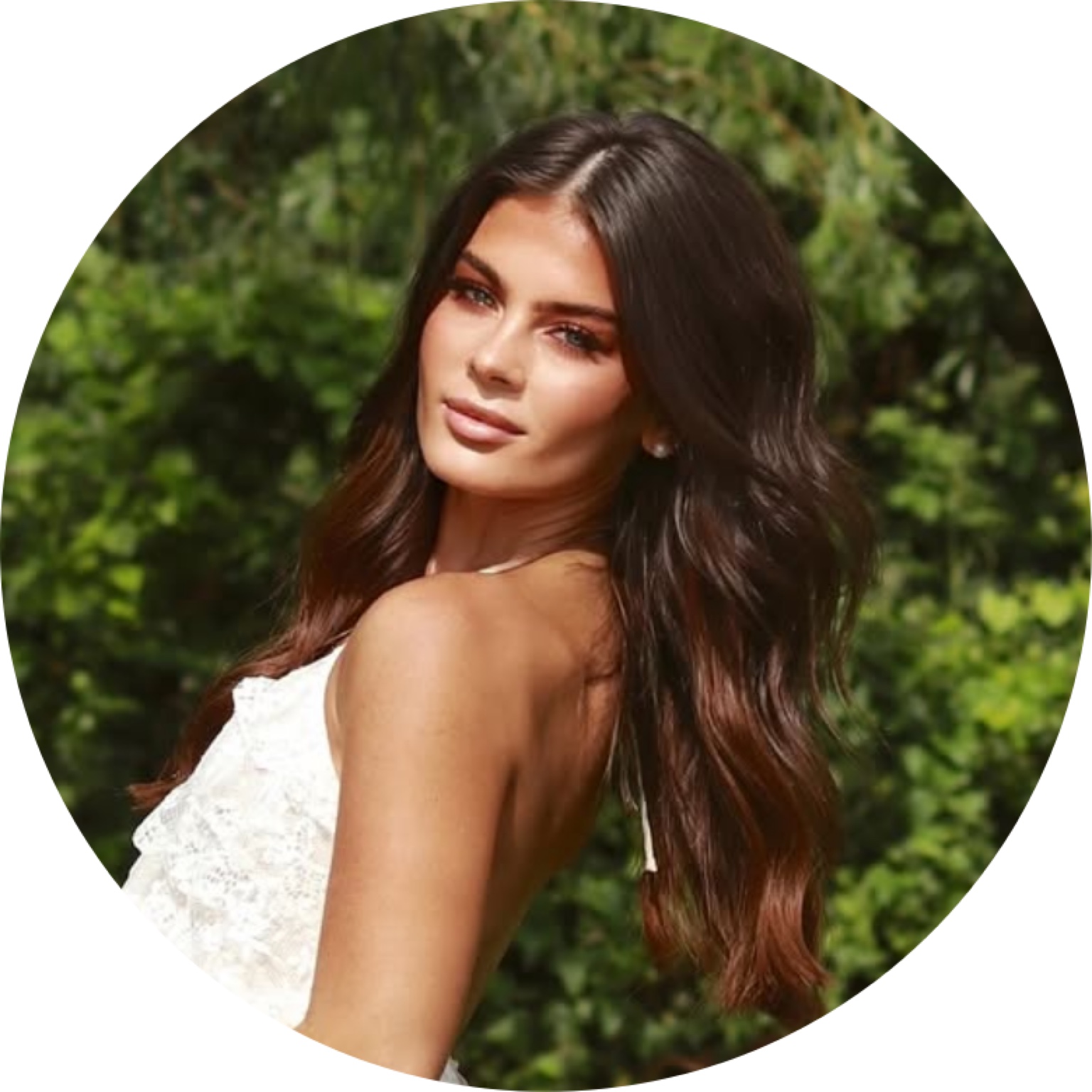 sarakellyofficial on LTK