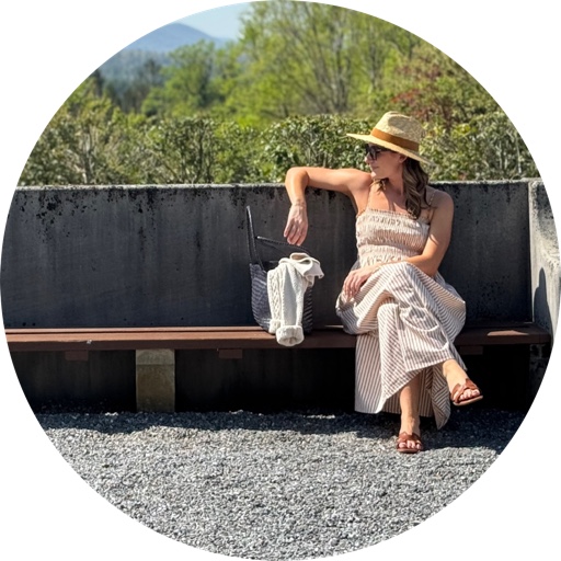 lindsaybennettdesign on LTK