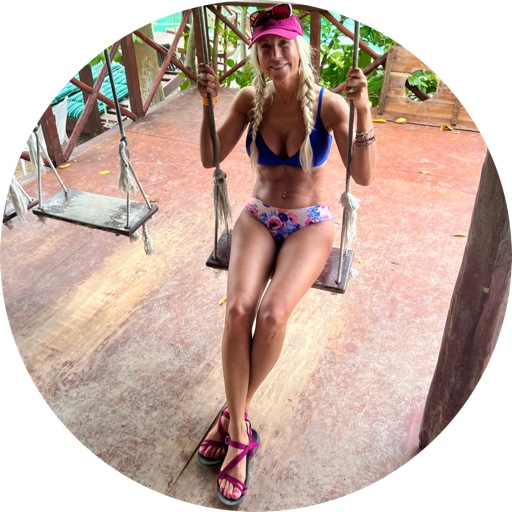 Laura_Lynelle on LTK