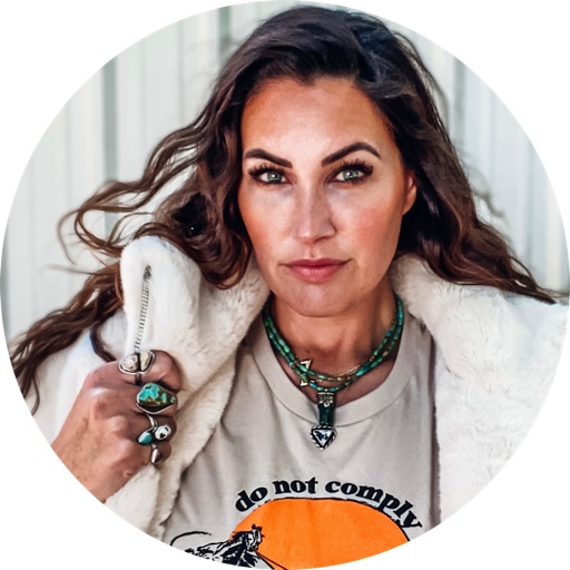 JessFaceForward on LTK