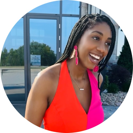 AshleyDivinity on LTK