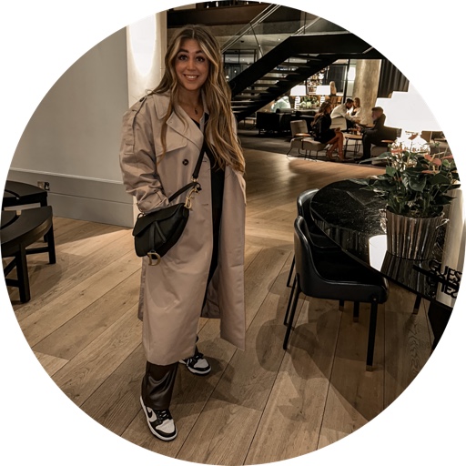 Sophieclarewhite on LTK