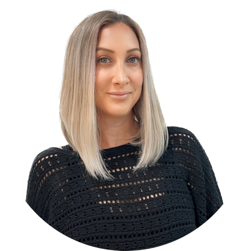 Christen_at_home on LTK