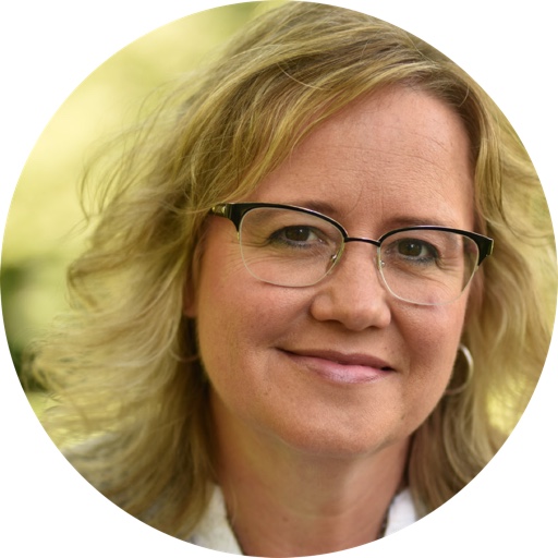 Lora_Bloomquist on LTK