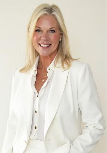 SallyCadoux on LTK