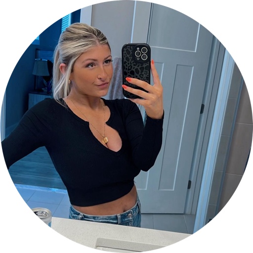 FitsWithLyss🖤 on LTK
