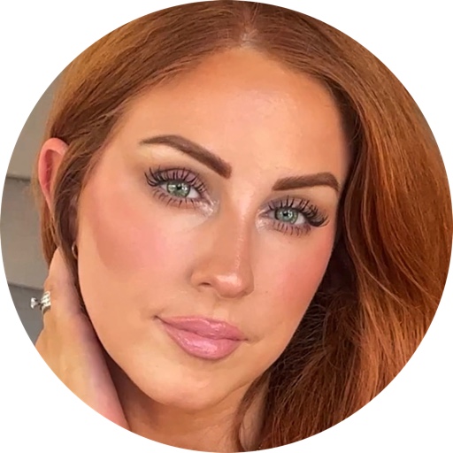 Shellsmakeupchair on LTK
