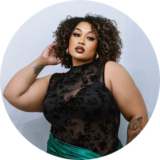 Denishacombsofficial on LTK