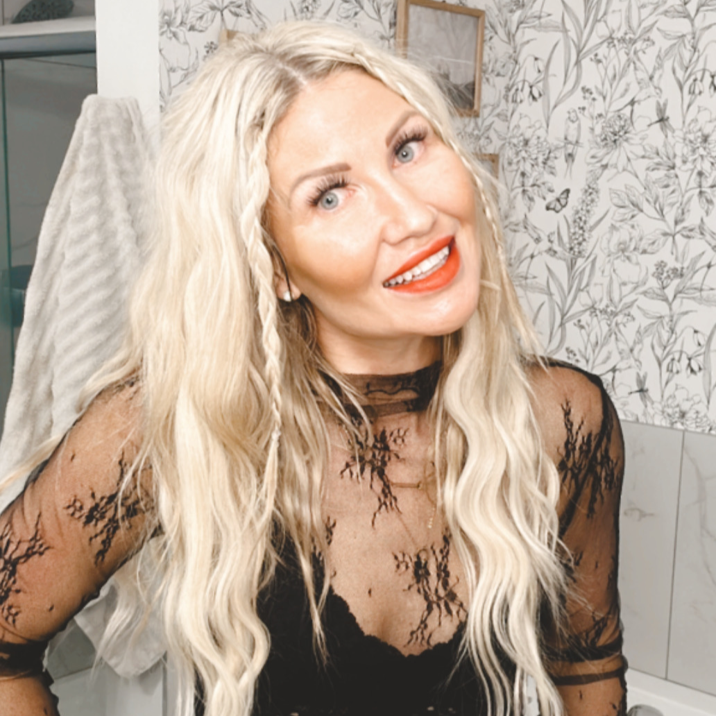 Follow_me_shi on LTK