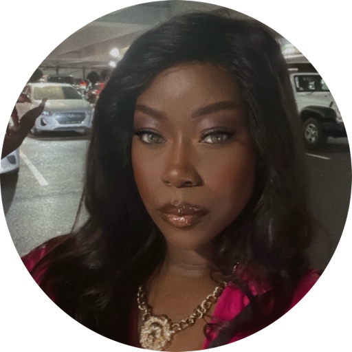 Arielle_Monai on LTK