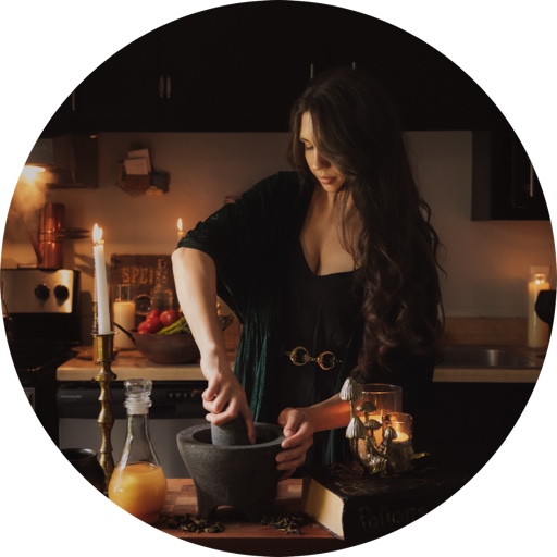 TheQuietWitch on LTK