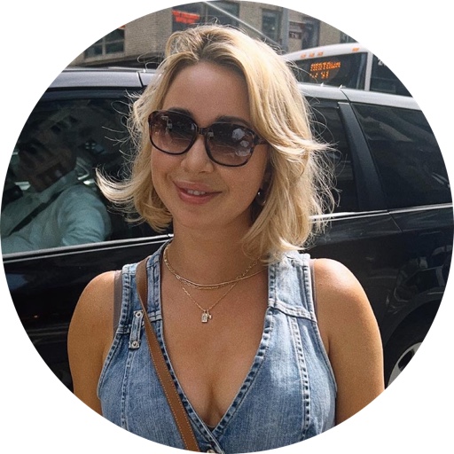 lindsay.adkinson on LTK