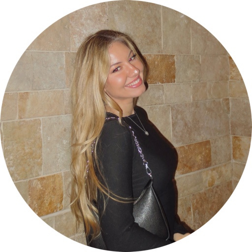 LaurTaylor33 on LTK