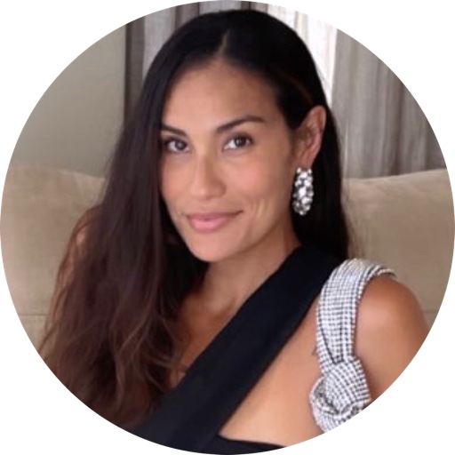 Rebecca_Burrows_closet on LTK