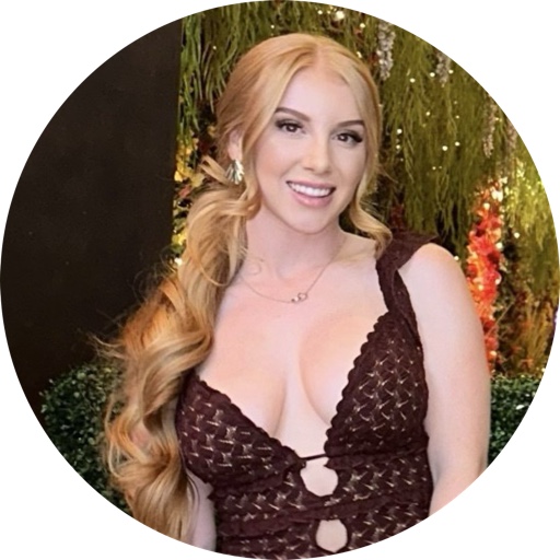 Courtneymeuir on LTK