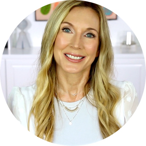 angiehotandflashy on LTK