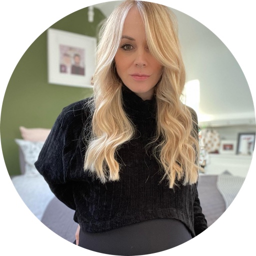 Amy_SnellingPT on LTK