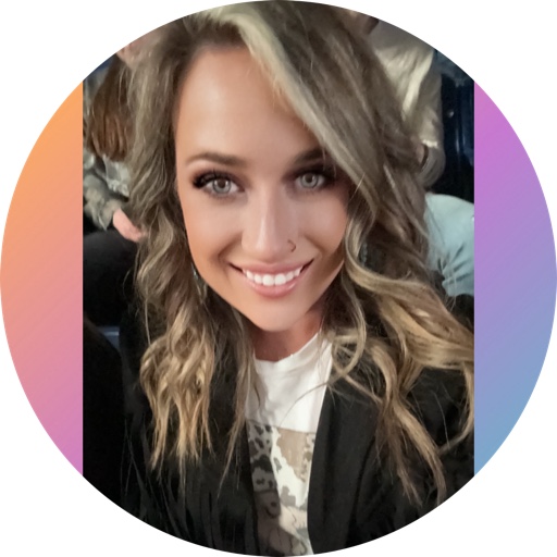 Simply_Kayla on LTK
