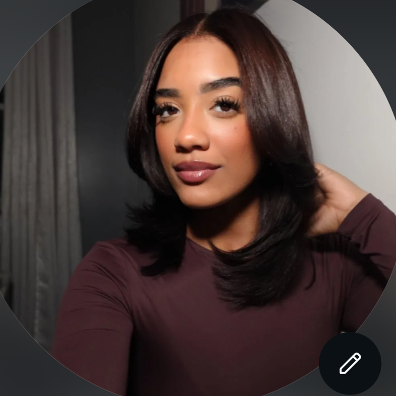 Nicole_Molano on LTK