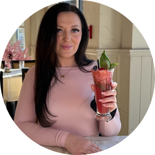 The.Traveling.Foodiee on LTK