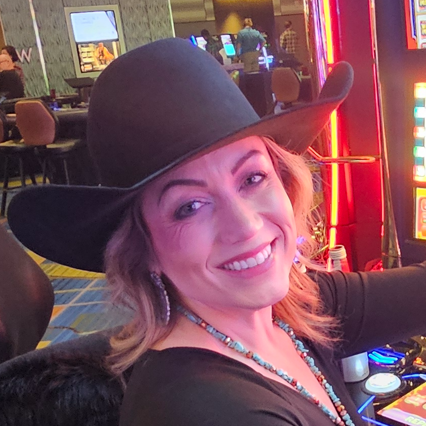 Shop.Stephanitely on LTK