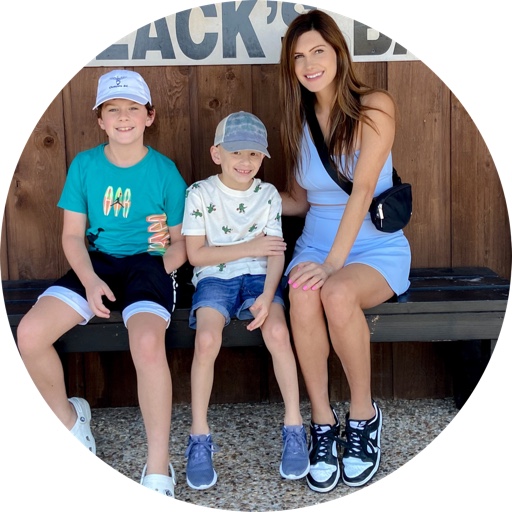 Ashley_Dernick on LTK