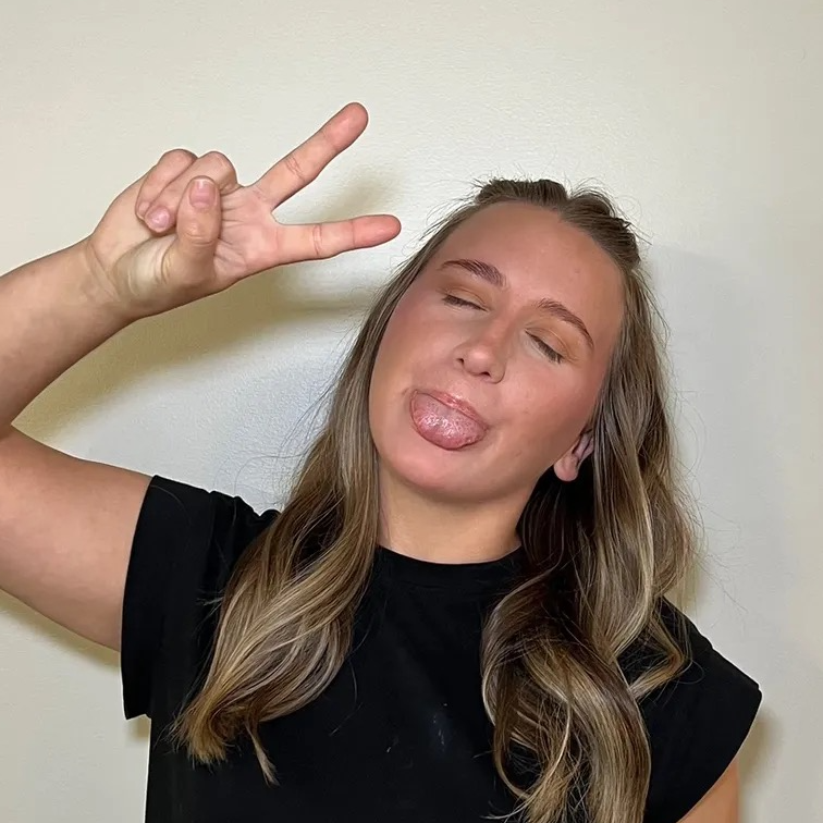 Kourtnie_Newton on LTK