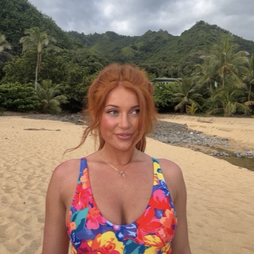 ELYSSAALEE on LTK