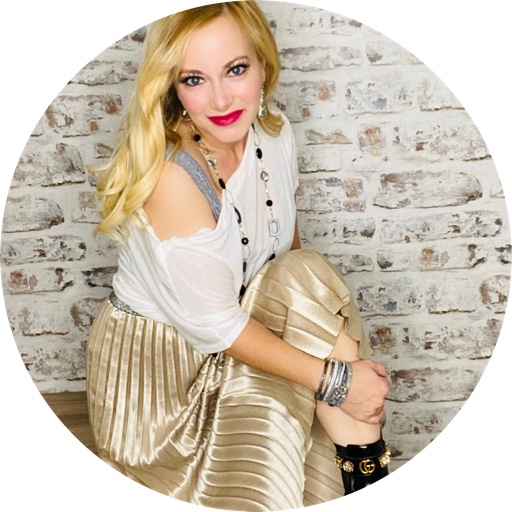 Beautywellnessmom on LTK