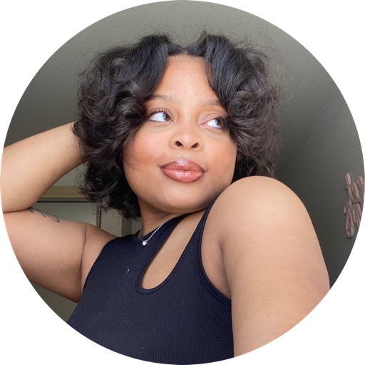 Taylor_Vaughn on LTK