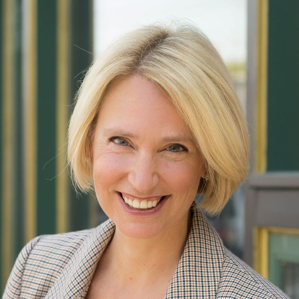 carriesmidlifecloset on LTK