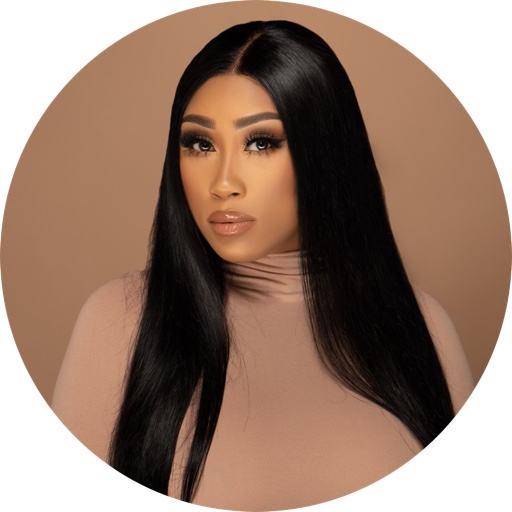 Ornella_Cristina on LTK