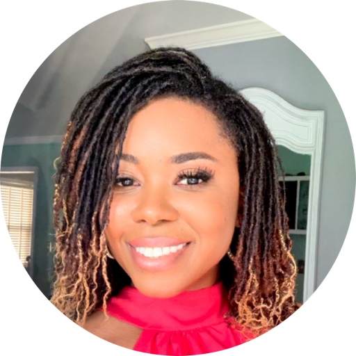 GlamorousMoni on LTK