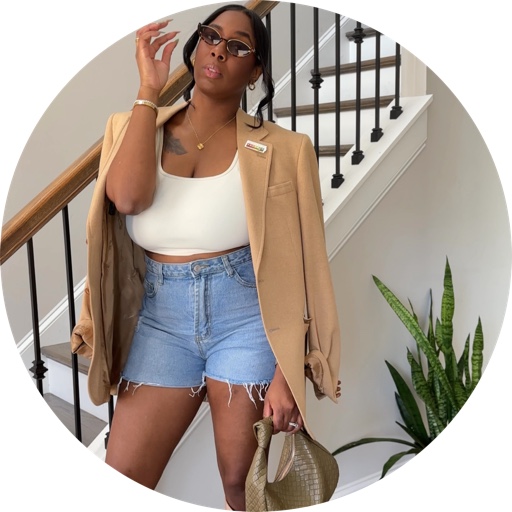 TheeSocialHomebody on LTK