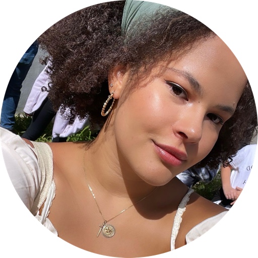 Nicole_Caterina on LTK