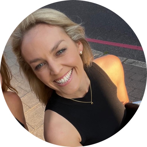 justalittlebuild on LTK