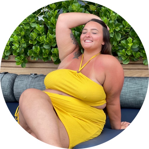 AuthenticallyNoemi on LTK