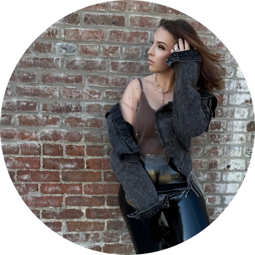 Lesleycabrera_ on LTK