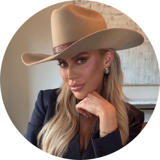 @miss_louise_daily on LTK