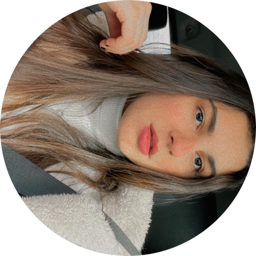 carolineugc.co on LTK