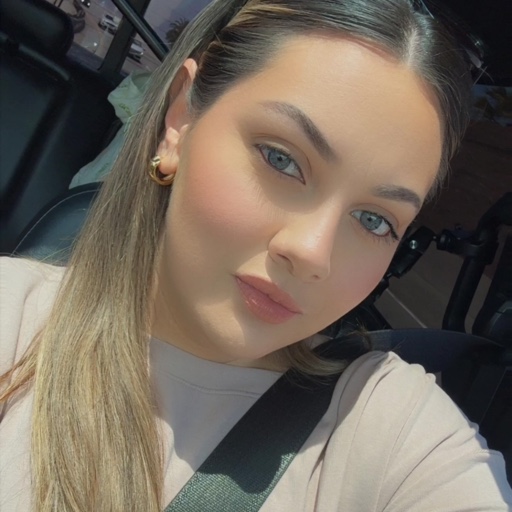 Bianca_Penaloza on LTK