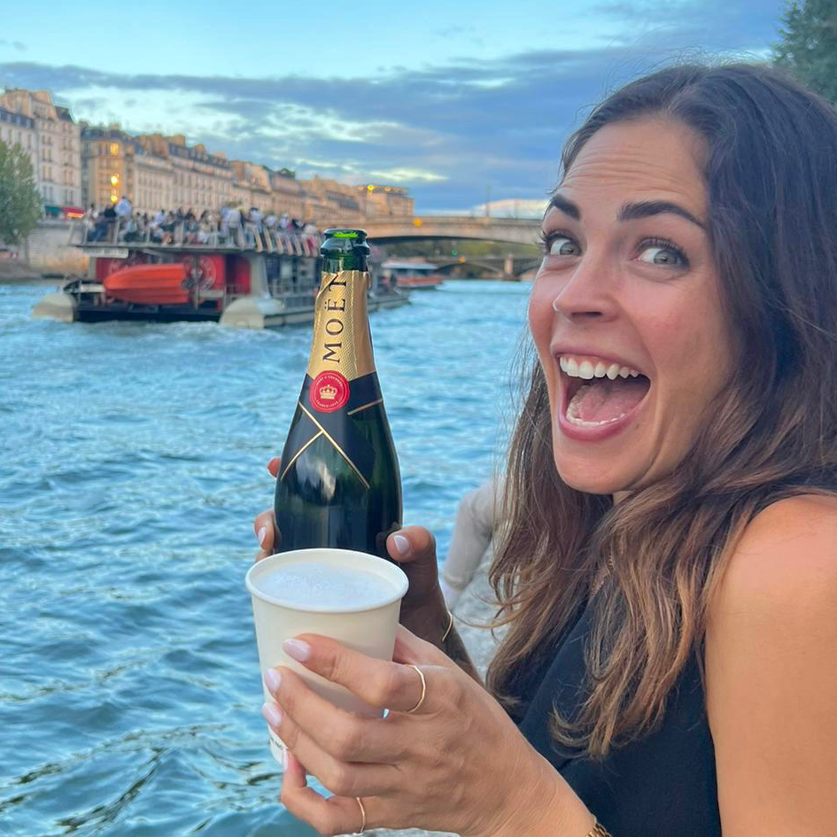Kelly_Thiebaud on LTK