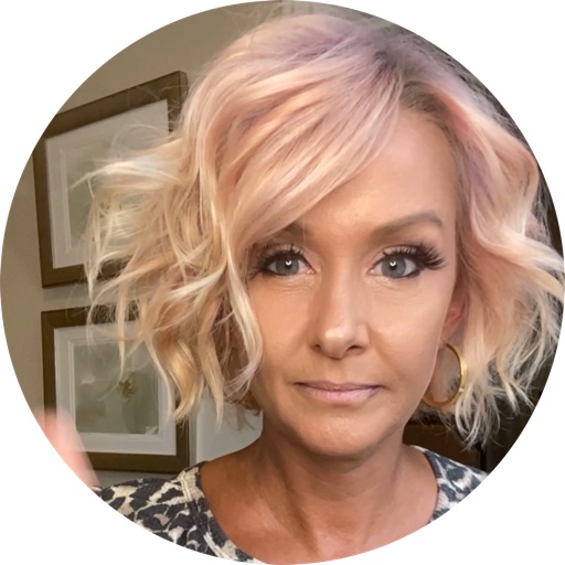 Sharonaoverton on LTK